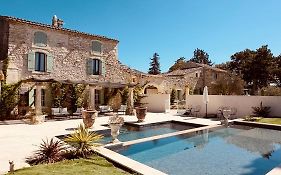 Maison Roucas - Restaurant Et Chambres D'Hotes
